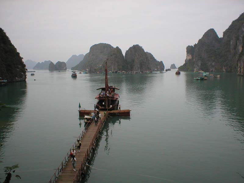 halong3.JPG